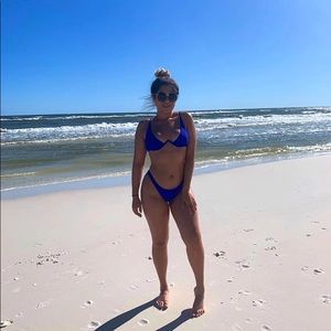 Meet your Posher, Dominique